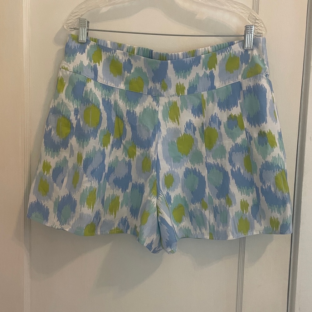 New Emily McCarthy Party Short size Large in Cheetah Ikat Print - Picture 3 of 8